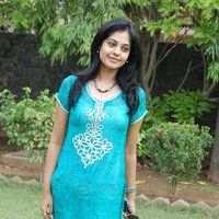 Bindu Madhavi - Meet Veppam Movie Team | Picture 52351